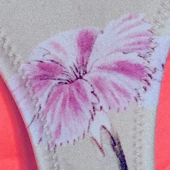 Triangl Floral Neoprene Swim Bottoms Large – Tan/Purple Pink Pattern, EUC - Picture 10 of 14